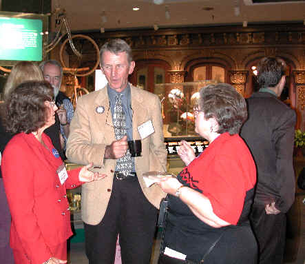 wpe17.jpg (24644 bytes)